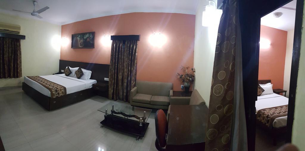 Green Villa Bed & Breakfast New Delhi Extérieur photo
